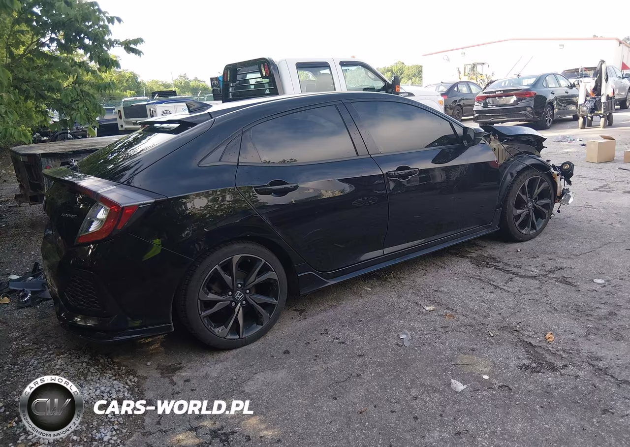 2019 Honda Civic Sport VIN:SHHFK7H47KU223076 - 4