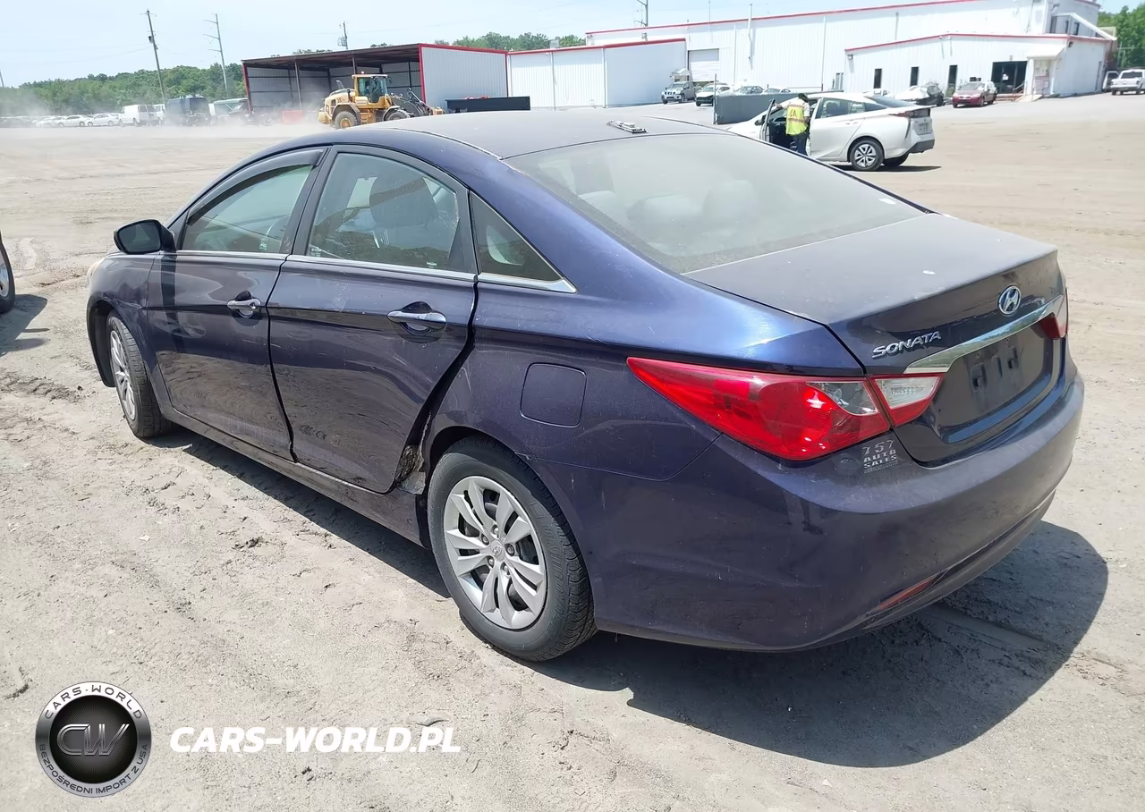 2013 Hyundai Sonata Gls VIN:5NPEB4AC2DH605601 - 3