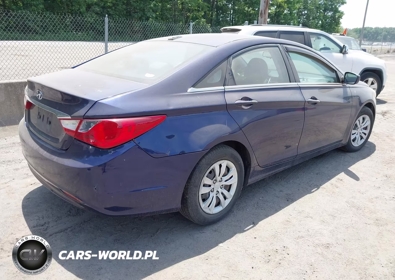 2013 Hyundai Sonata Gls VIN:5NPEB4AC2DH605601 - 4