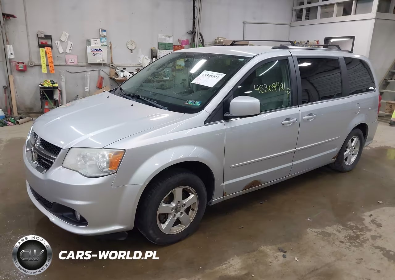 2011 Dodge Grand Caravan Crew VIN:2D4RN5DG5BR718958 - 2