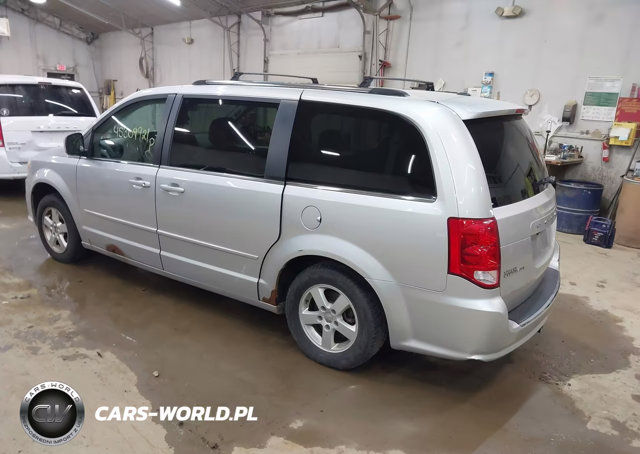 2011 Dodge Grand Caravan Crew VIN:2D4RN5DG5BR718958 - 3
