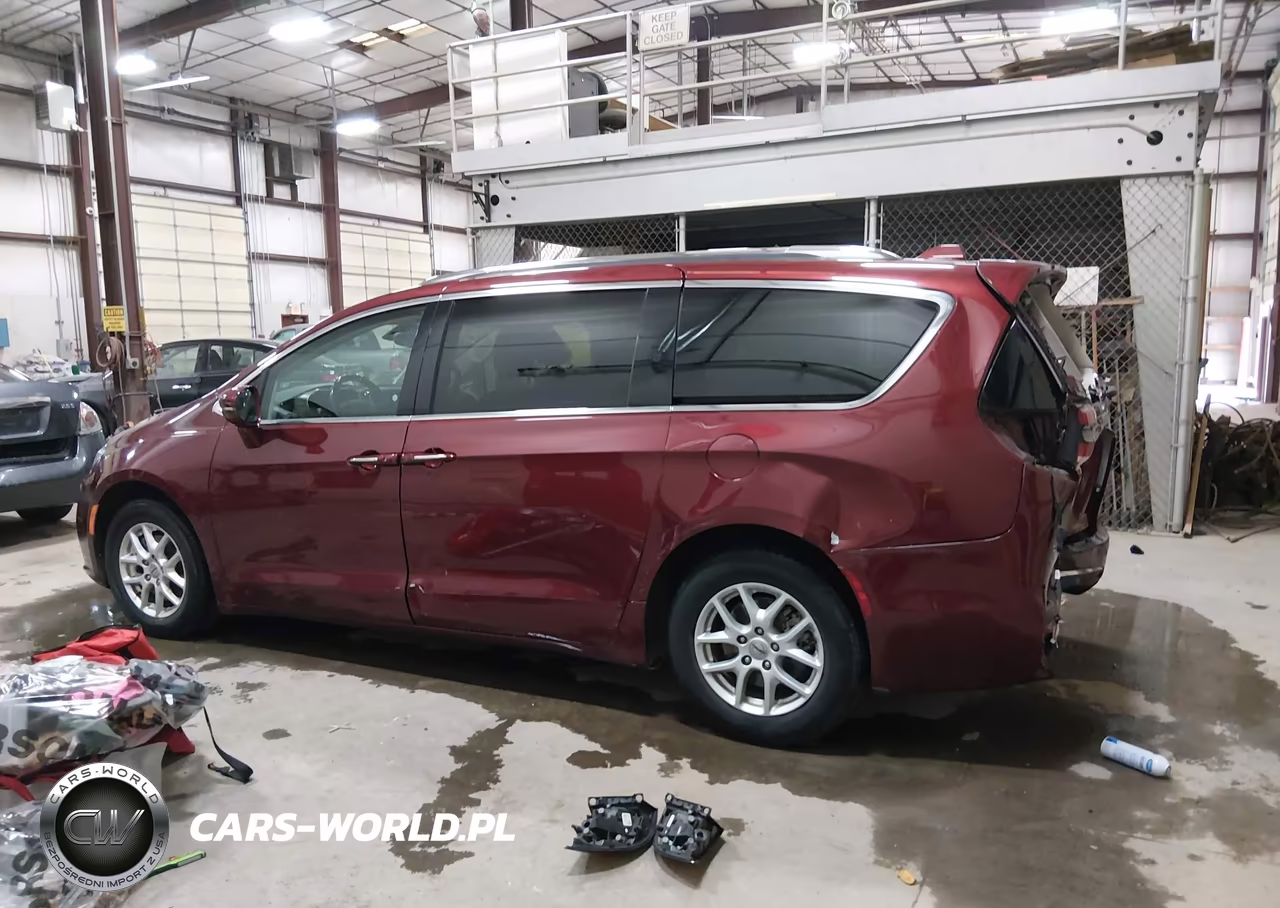 2021 Chrysler Pacifica Touring L VIN:2C4RC1BG3MR598482 - 15