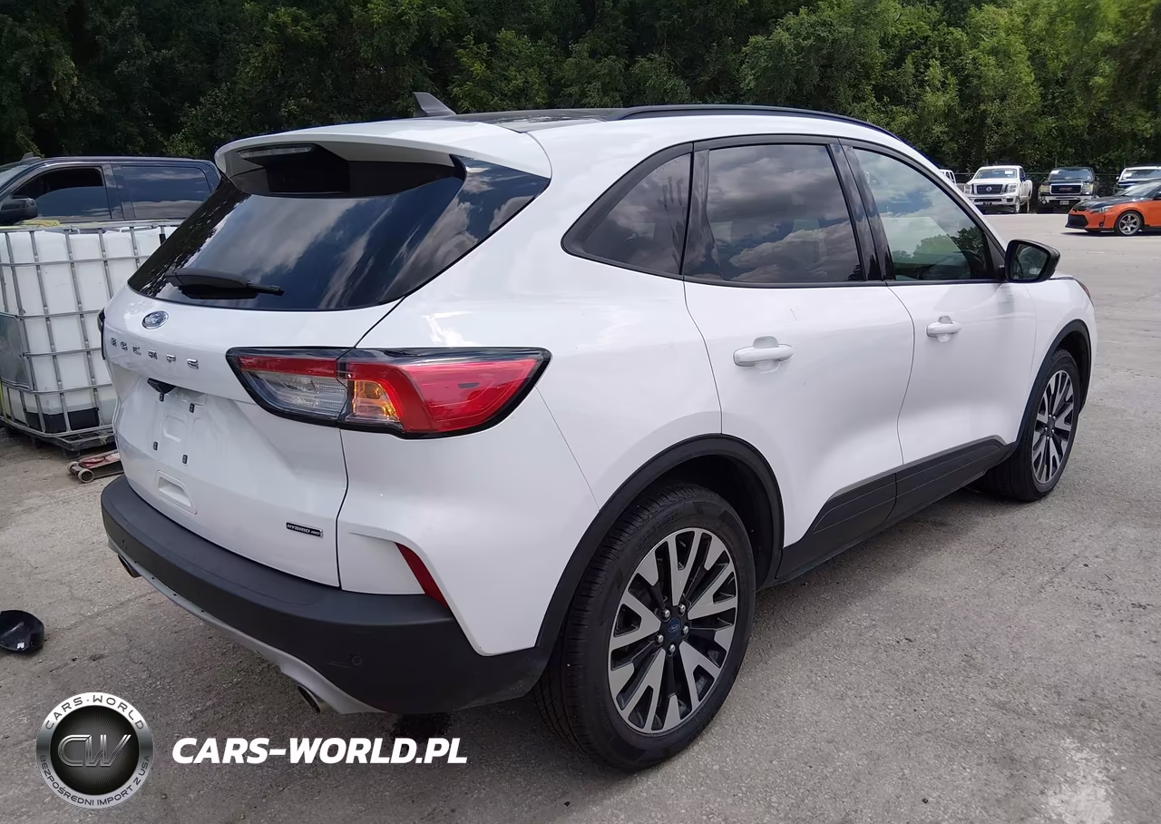 2020 Ford Escape Se Sport Hybrid VIN:1FMCU9BZ0LUC08597 - 4