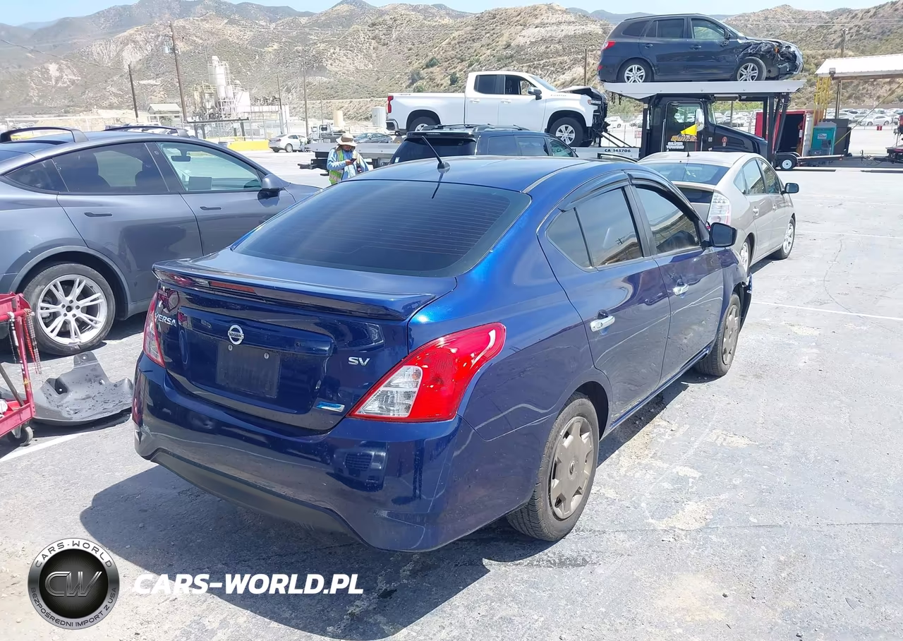 2018 Nissan Versa 1.6 Sv VIN:3N1CN7AP3JL849856 - 4