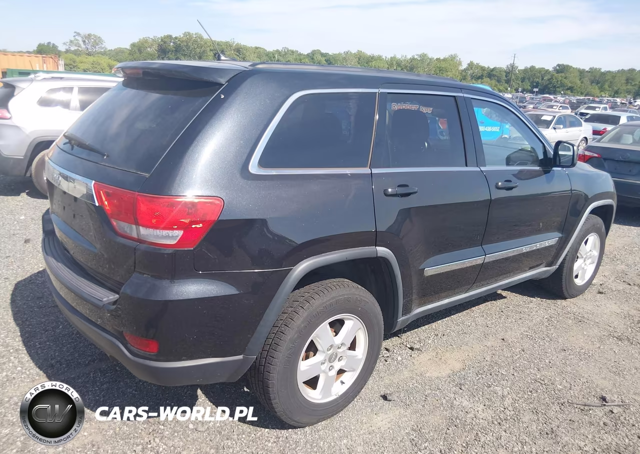 2012 Jeep Grand Cherokee Laredo VIN:1C4RJFAGXCC298692 - 4
