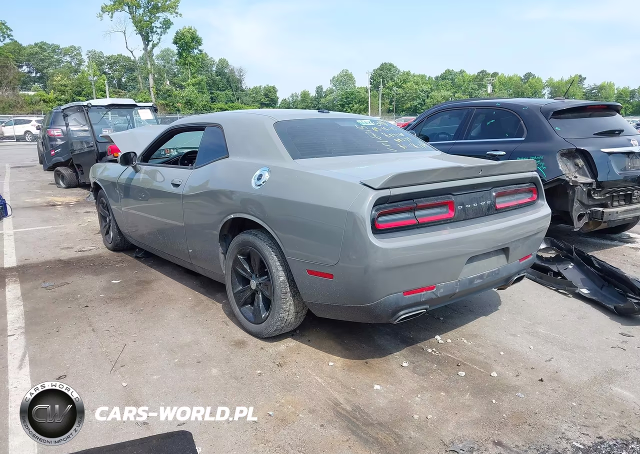 2019 Dodge Challenger Sxt VIN:2C3CDZAG3KH616215 - 3
