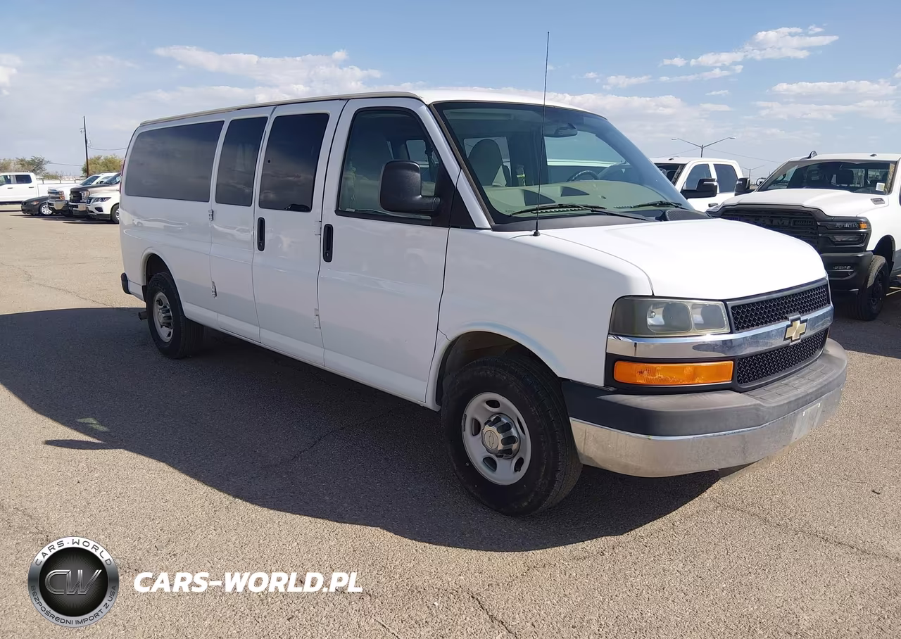 2014 Chevrolet Express 3500 Lt
