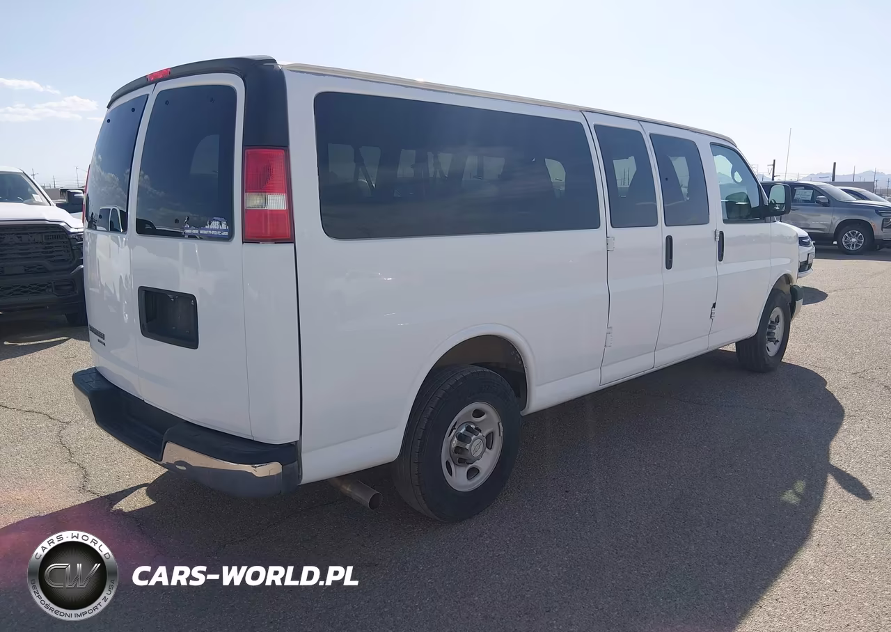 2014 Chevrolet Express 3500 Lt VIN:1GAZG1FA6E1106052 - 4