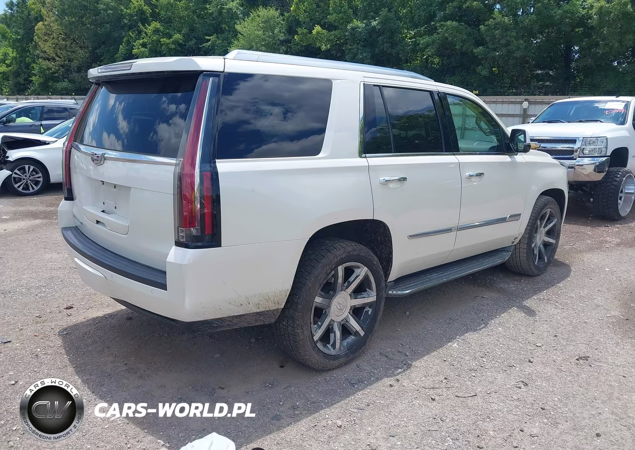 2015 Cadillac Escalade Luxury VIN:1GYS4MKJ9FR735603 - 4