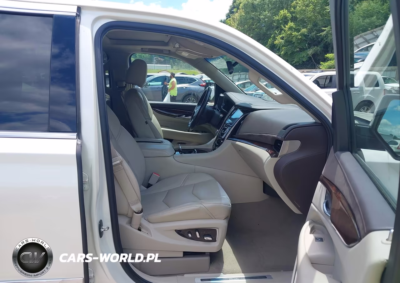 2015 Cadillac Escalade Luxury VIN:1GYS4MKJ9FR735603 - 5