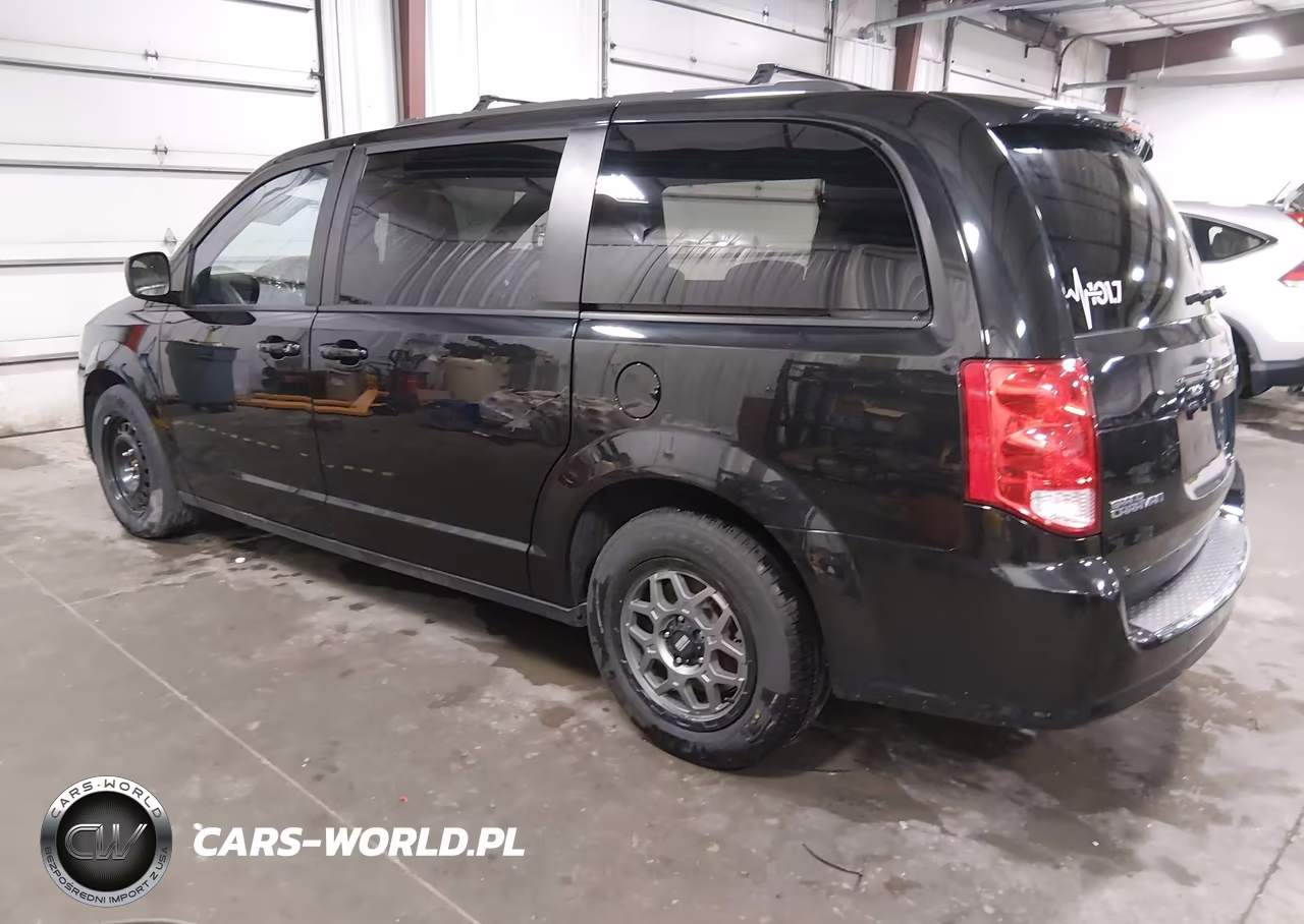 2018 Dodge Grand Caravan Gt VIN:2C4RDGEG8JR284060 - 3