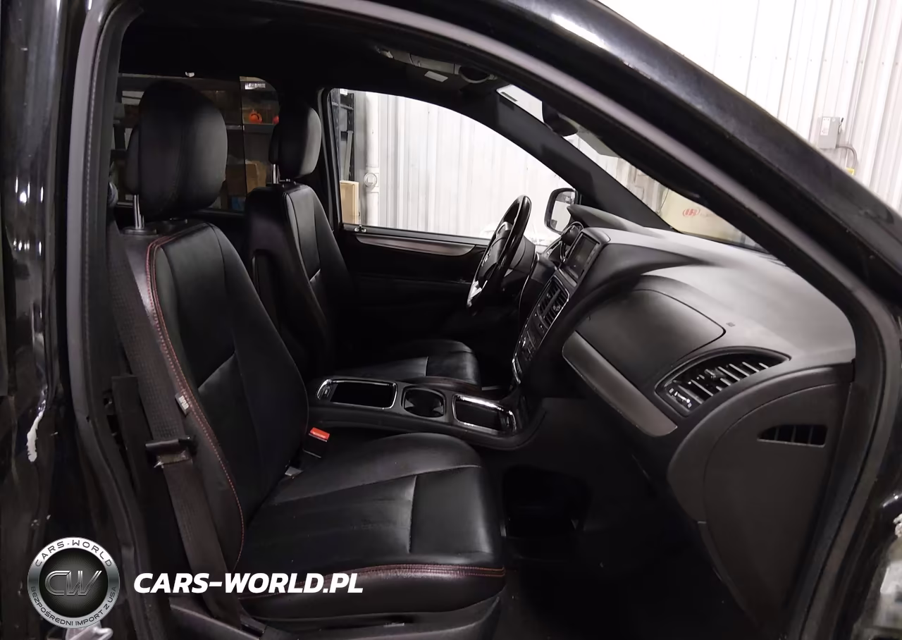 2018 Dodge Grand Caravan Gt VIN:2C4RDGEG8JR284060 - 5