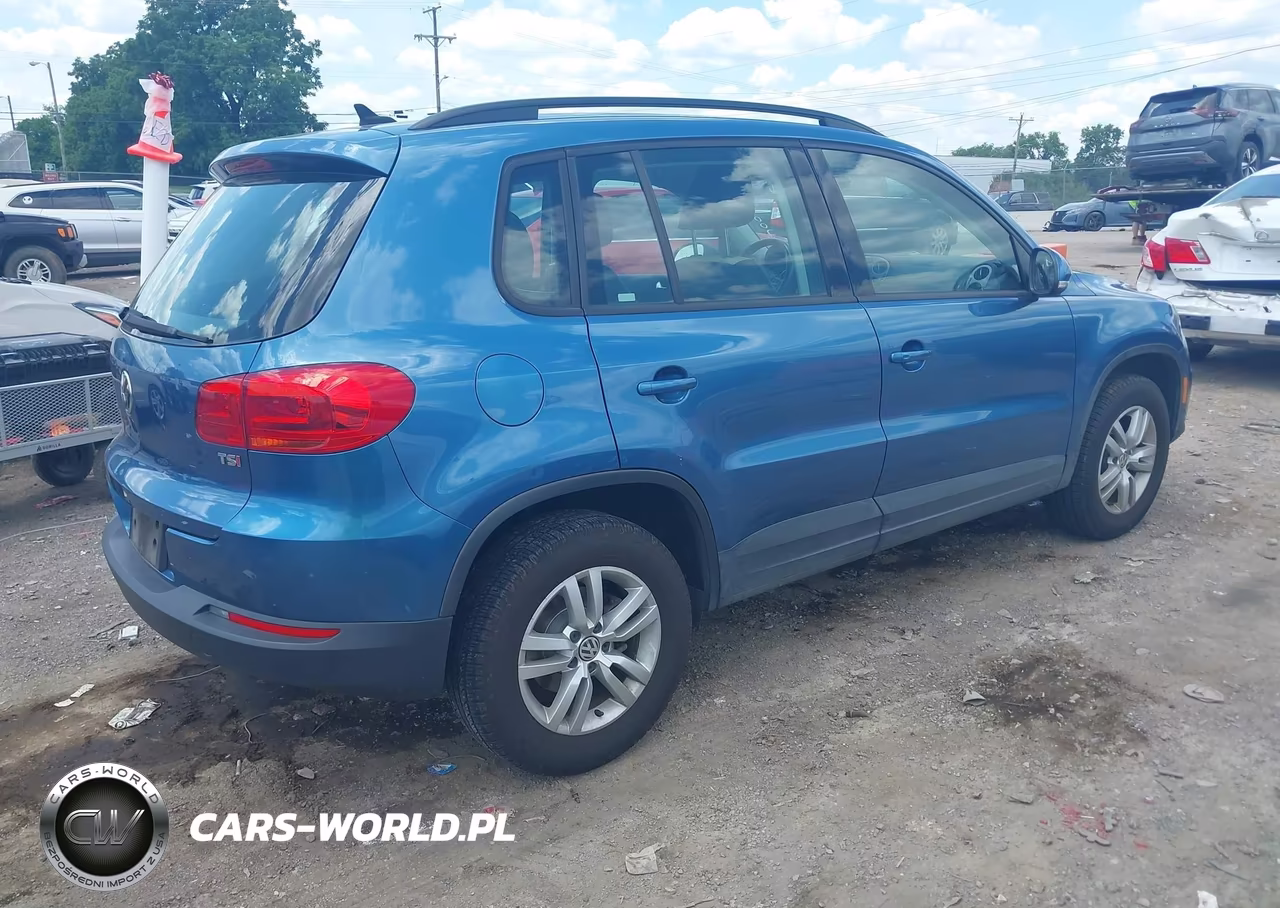 2017 Volkswagen Tiguan 2.0T-2.0T S VIN:WVGAV7AX9HK004764 - 4