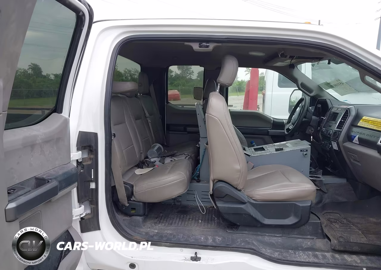 2017 Ford F-550 Chassis Xlt VIN:1FD0X5HT3HEE87325 - 5