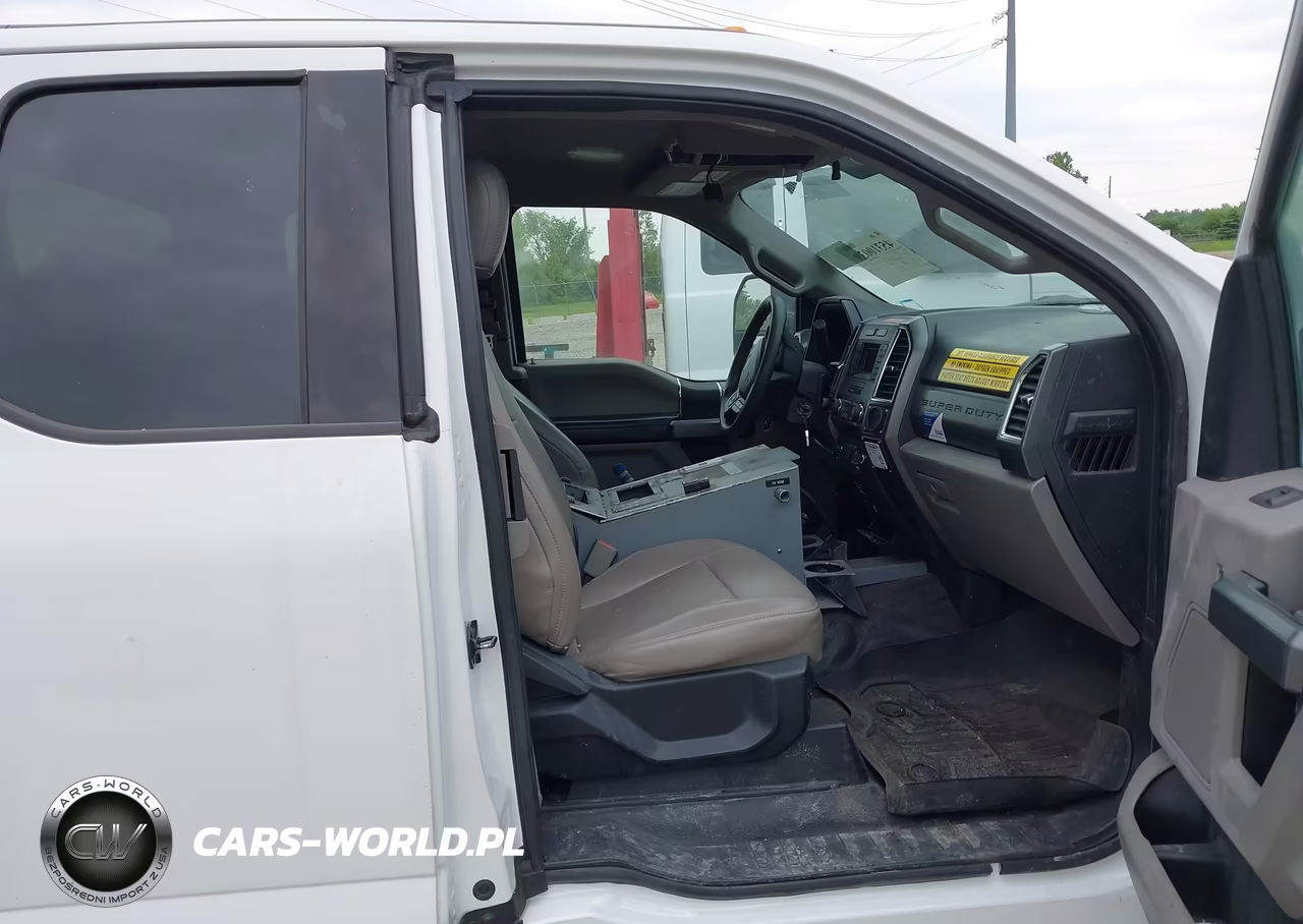 2017 Ford F-550 Chassis Xlt VIN:1FD0X5HT3HEE87325 - 7