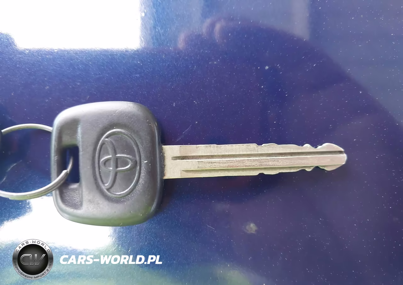 2004 Toyota Corolla S VIN:1NXBR32EX4Z273496 - 11