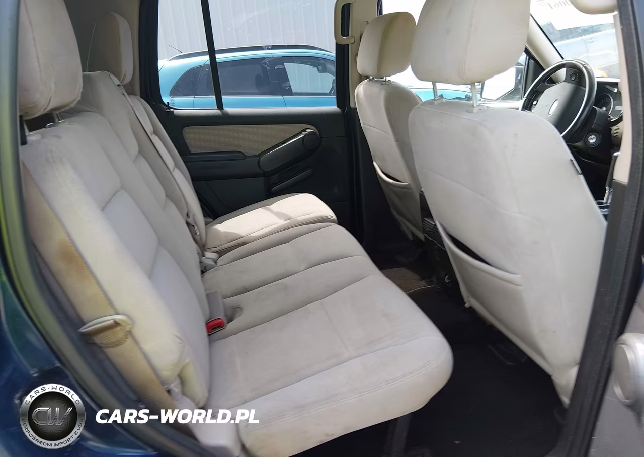 2008 Ford Explorer Xlt VIN:1FMEU63E18UA05955 - 8