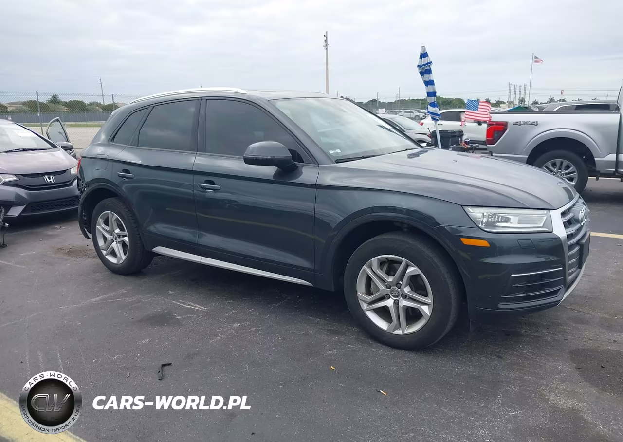 2018 Audi Q5 2.0T Premium-2.0T Tech Premium
