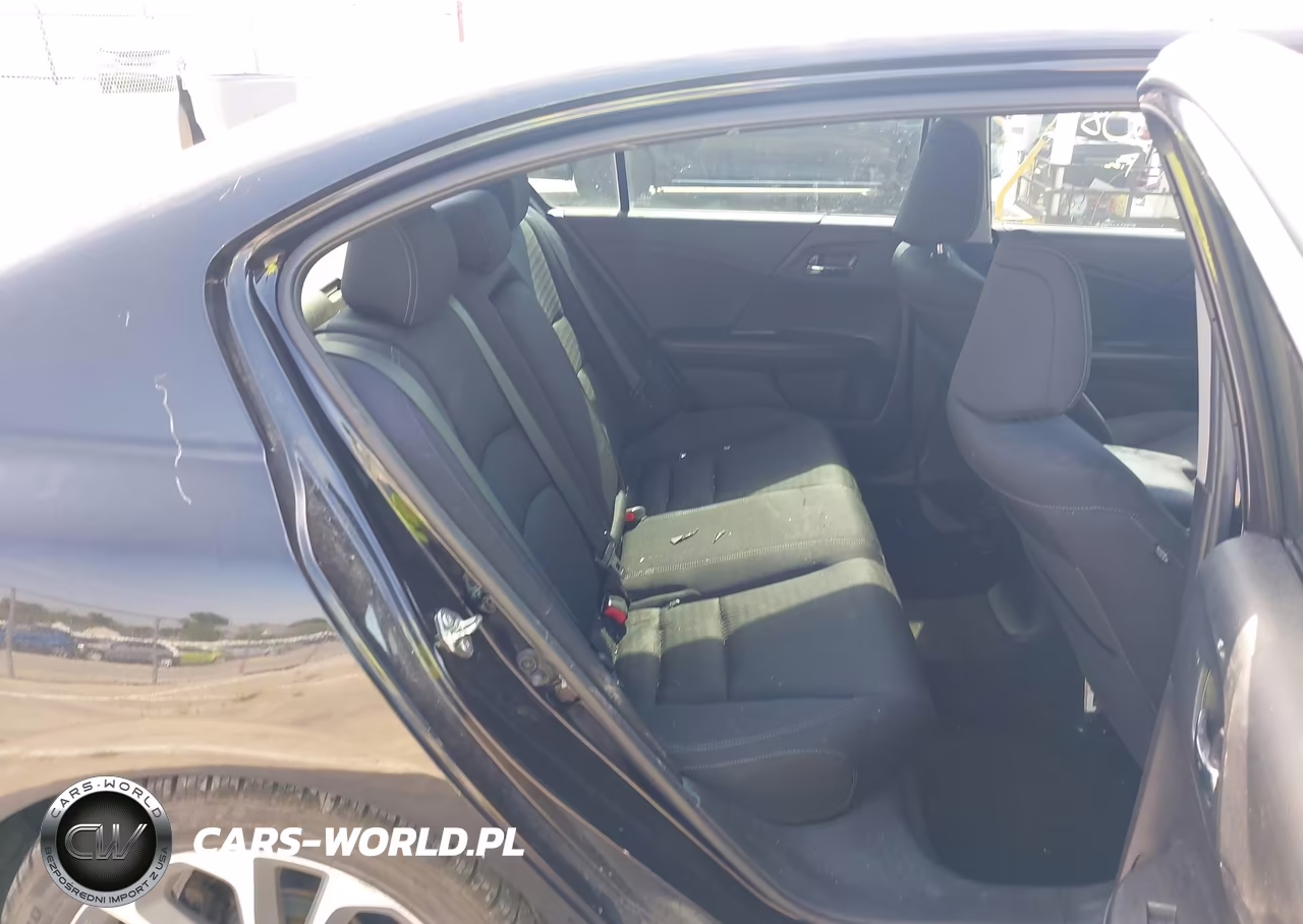 2015 Honda Accord Sport VIN:1HGCR2F59FA120515 - 8