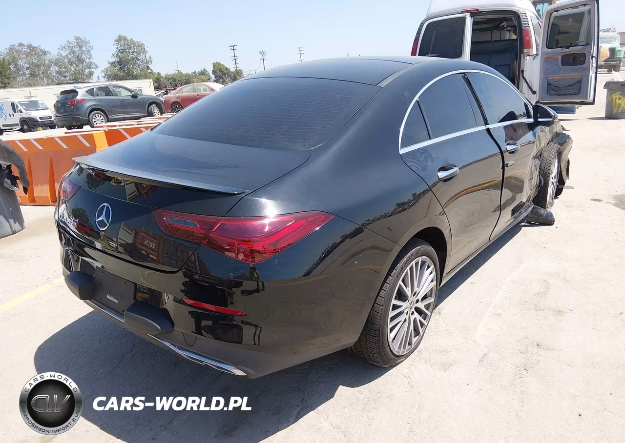 2025 Mercedes-Benz Cla 250 Coupe VIN:W1K5J4GB0SN498813 - 4