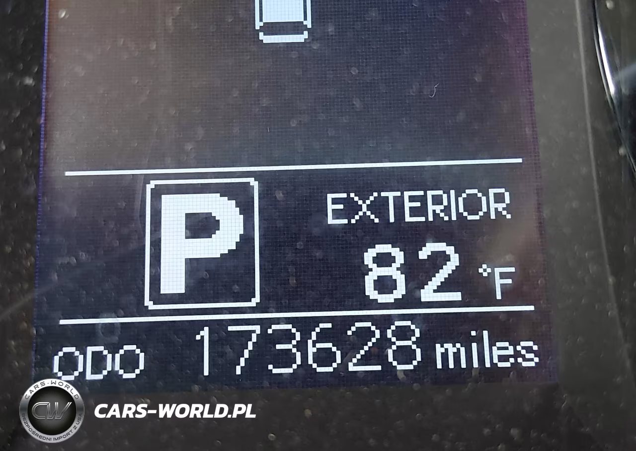 2015 Toyota Sienna Le 8 Passenger VIN:5TDKK3DC5FS663210 - 15