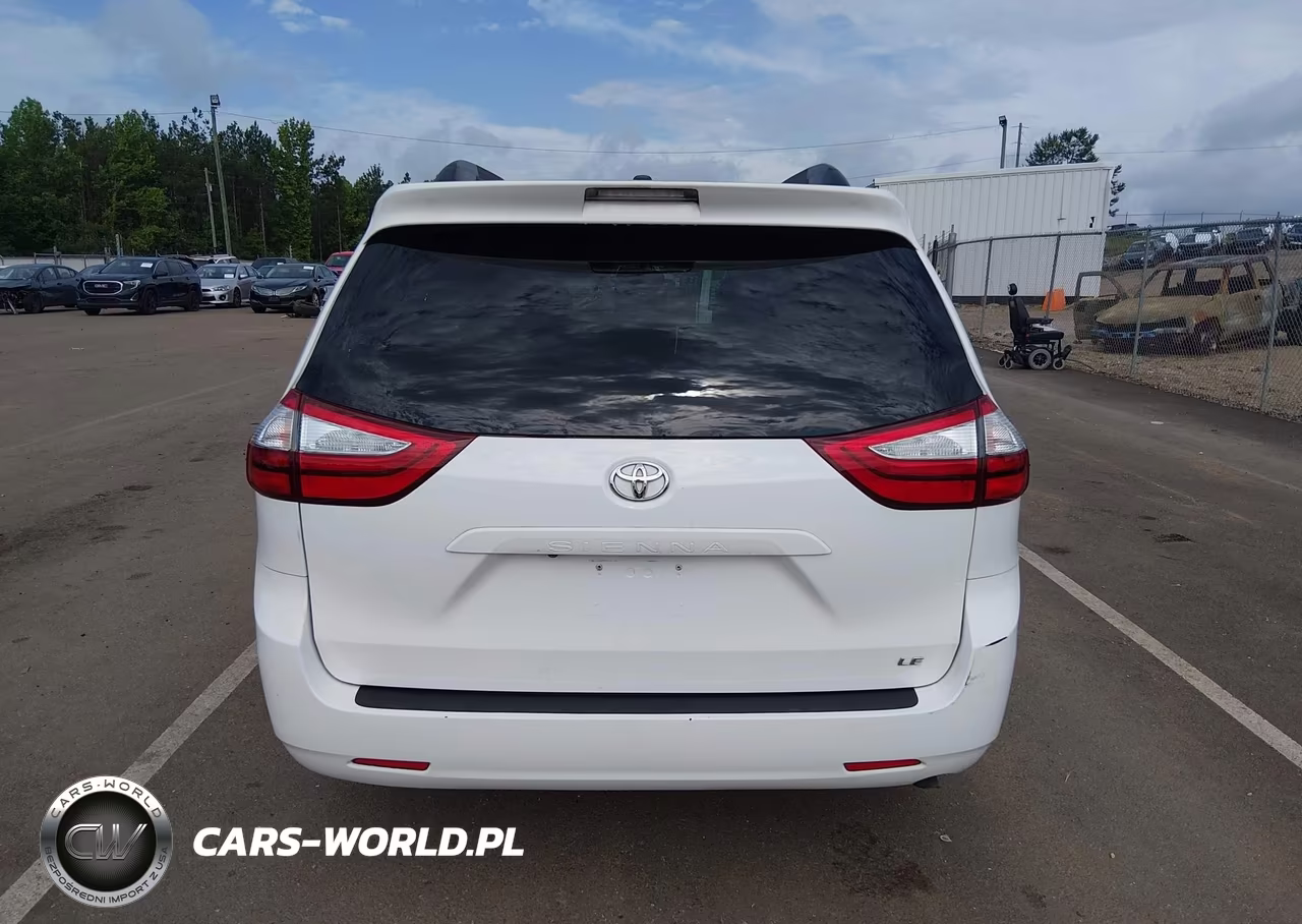2015 Toyota Sienna Le 8 Passenger VIN:5TDKK3DC5FS663210 - 16