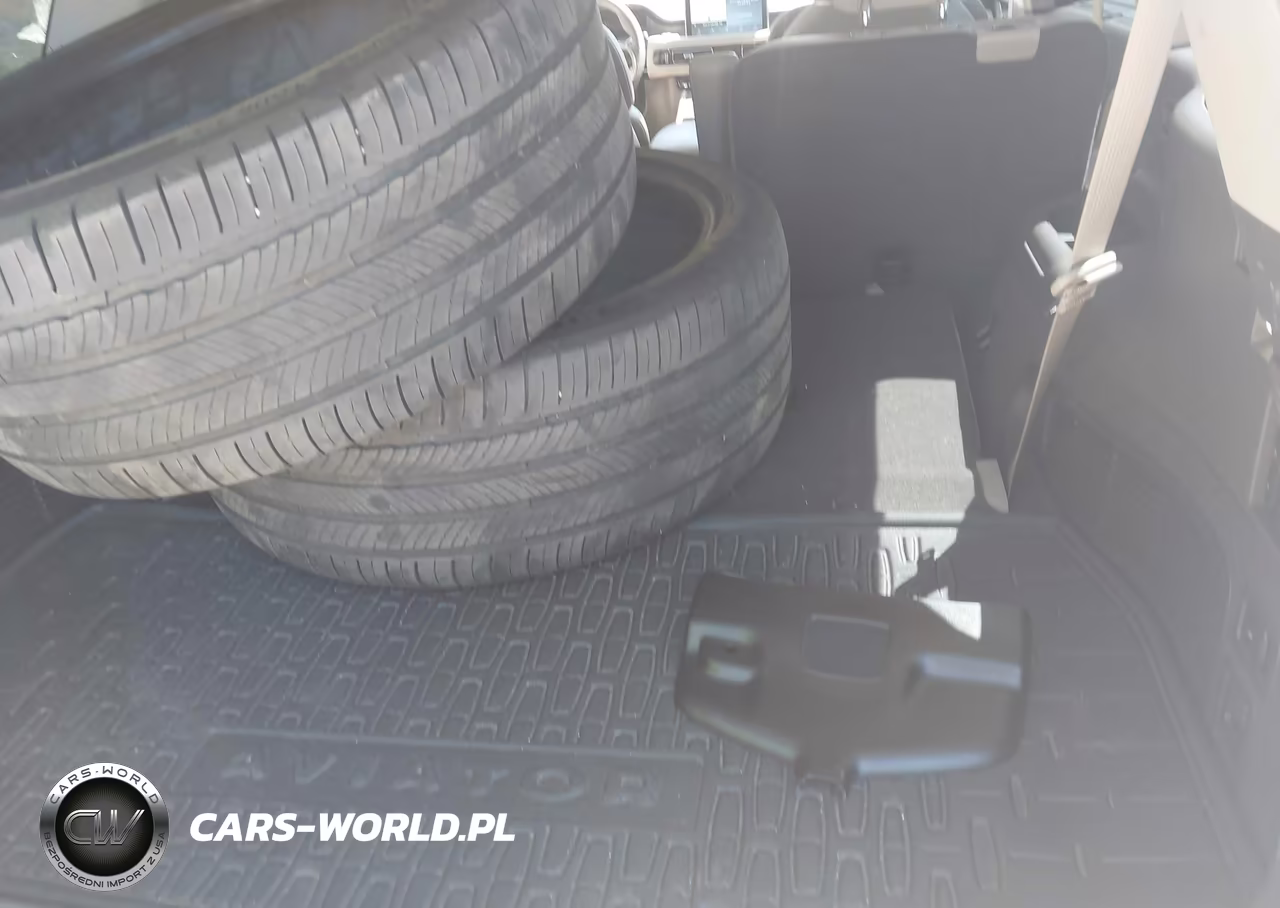2021 Lincoln Aviator Reserve VIN:5LM5J7XC4MGL09858 - 12