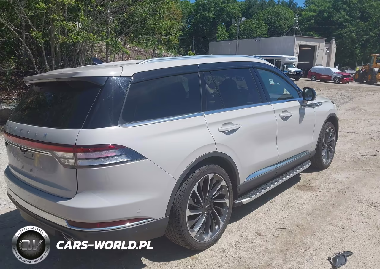 2021 Lincoln Aviator Reserve VIN:5LM5J7XC4MGL09858 - 4