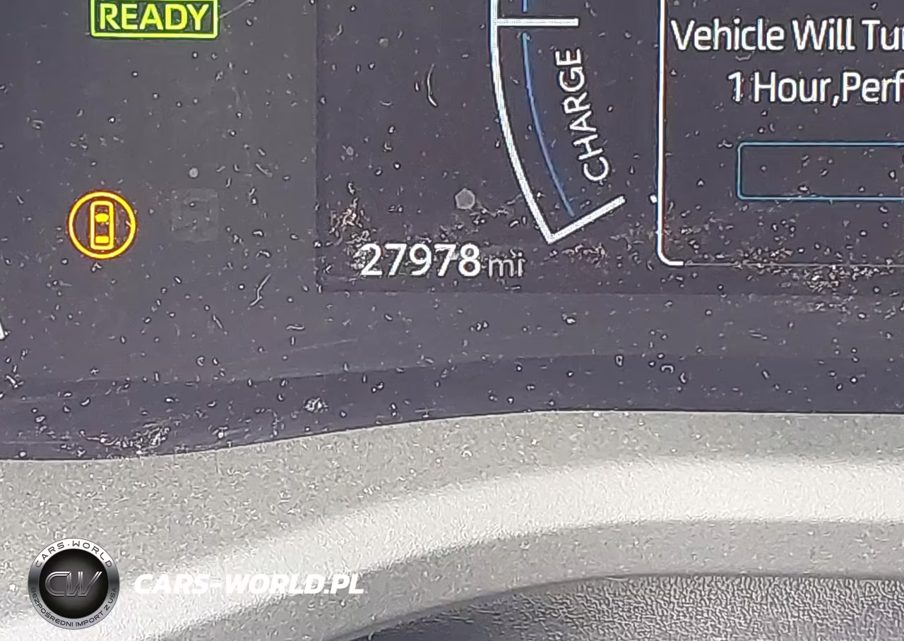2025 Toyota Camry Le VIN:4T1DAACKXSU629418 - 15