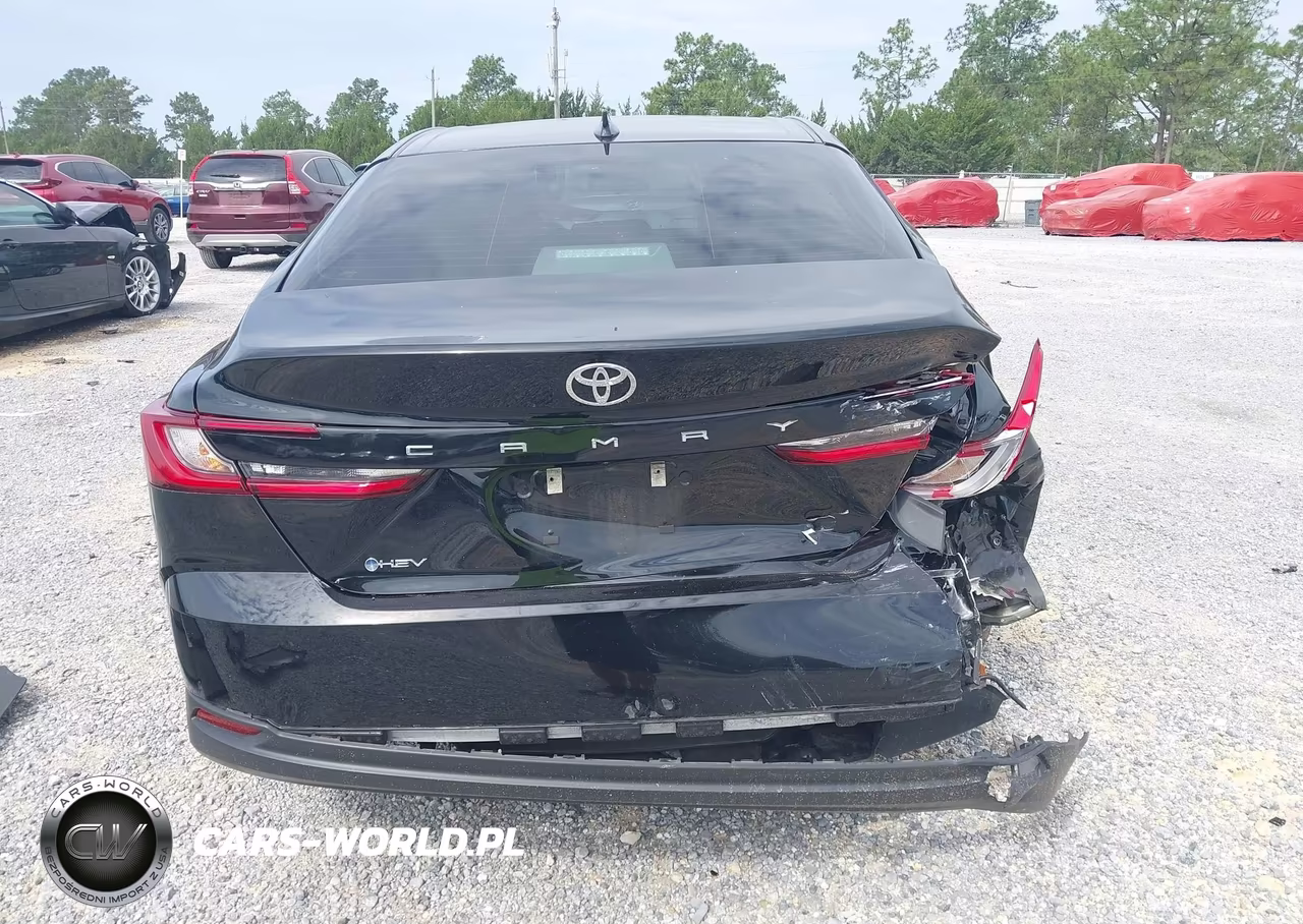 2025 Toyota Camry Le VIN:4T1DAACKXSU629418 - 16