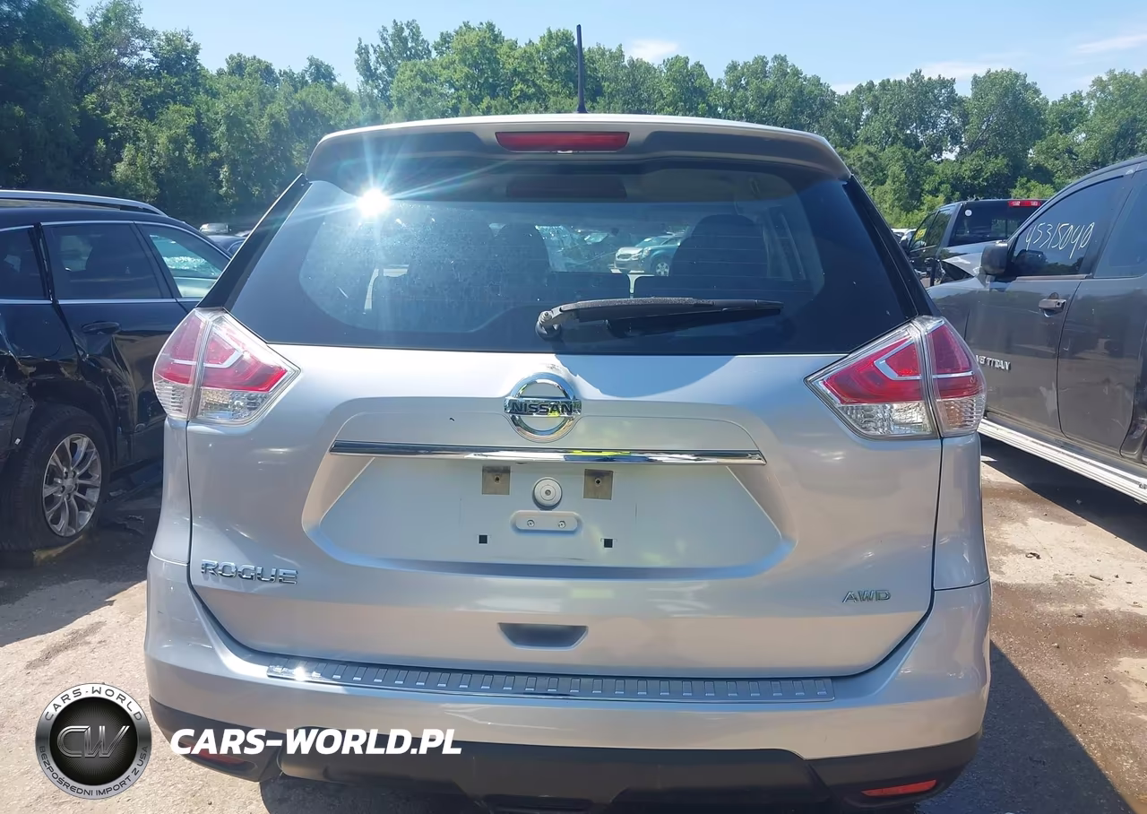 2016 Nissan Rogue S VIN:KNMAT2MV7GP662527 - 16
