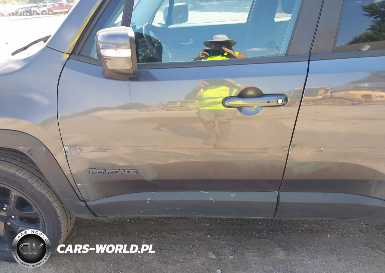 2017 Jeep Renegade Altitude 4X4 VIN:ZACCJBBB2HPF41402 - 18
