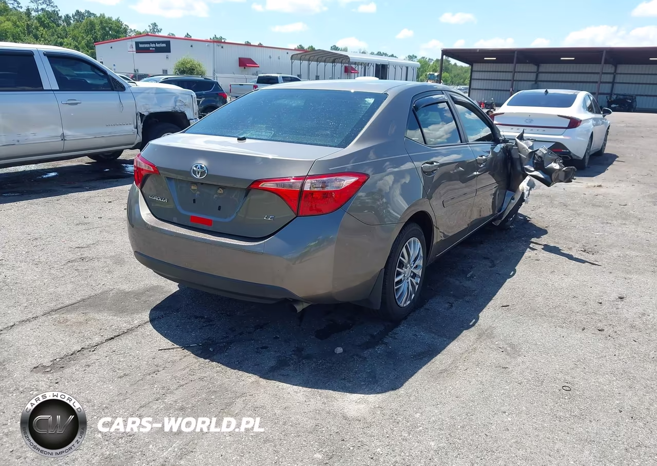 2019 Toyota Corolla Le VIN:2T1BURHEXKC222829 - 4