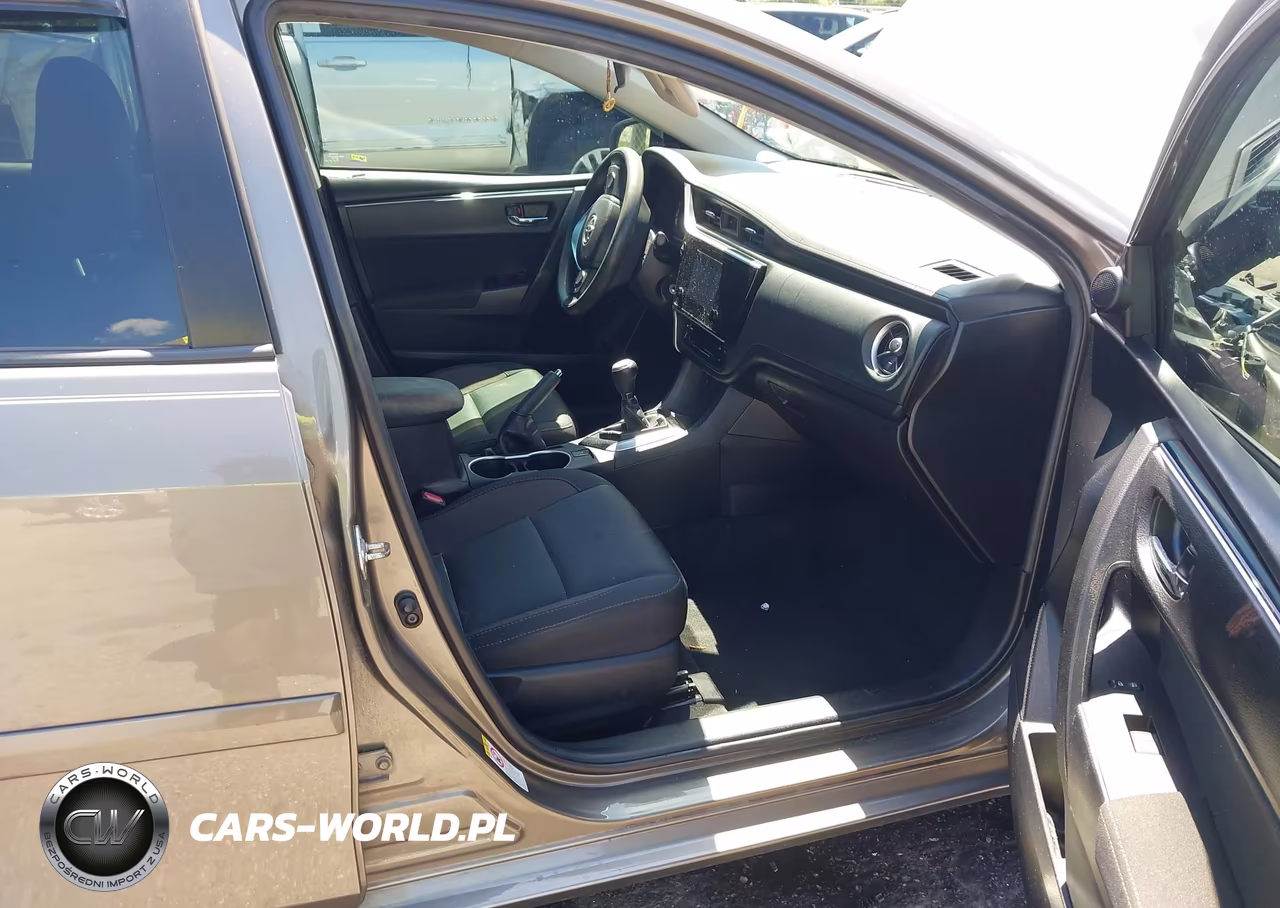 2019 Toyota Corolla Le VIN:2T1BURHEXKC222829 - 5