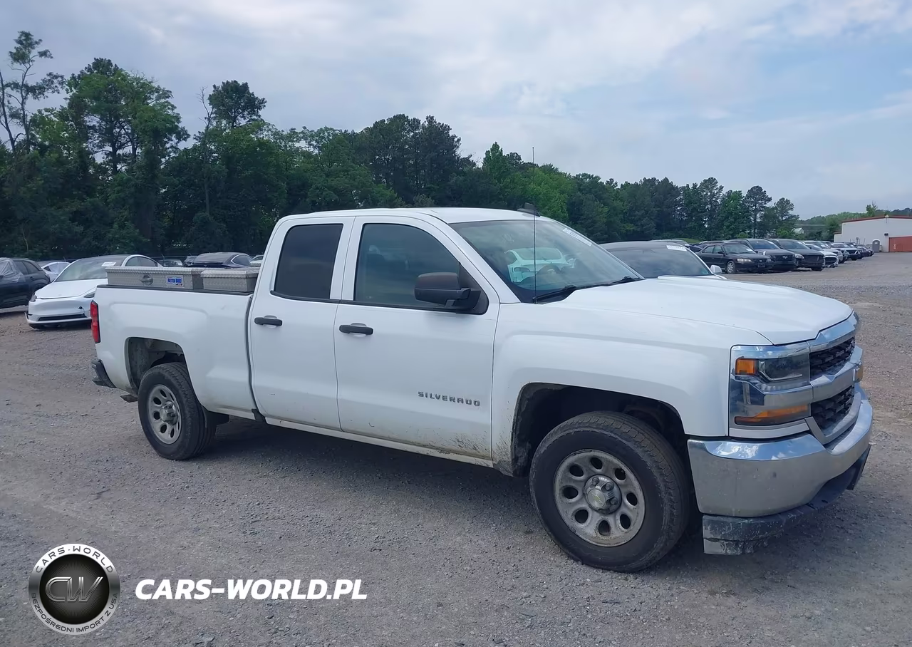 2018 Chevrolet Silverado 1500 Ls VIN:1GCRCNEC0JZ246610 - 13
