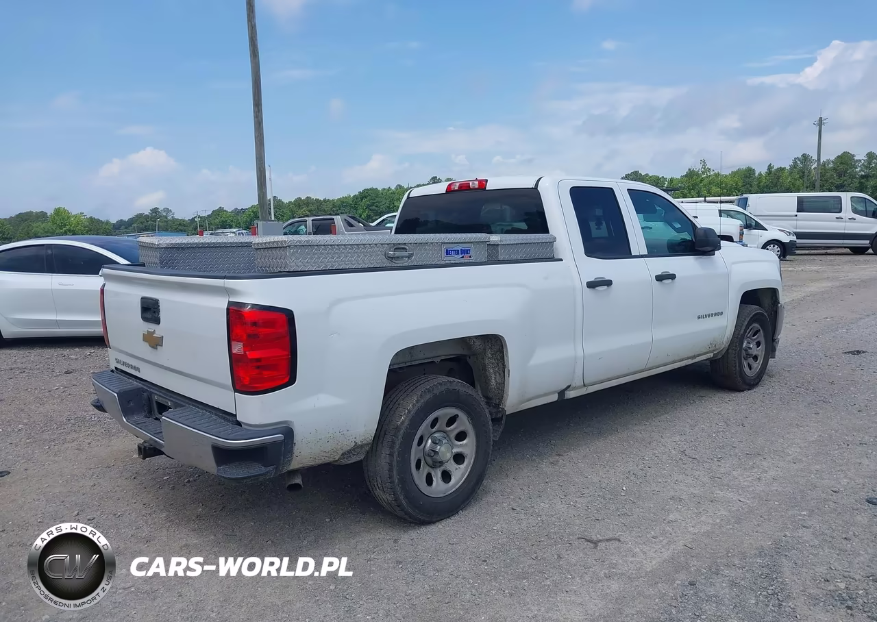 2018 Chevrolet Silverado 1500 Ls VIN:1GCRCNEC0JZ246610 - 4