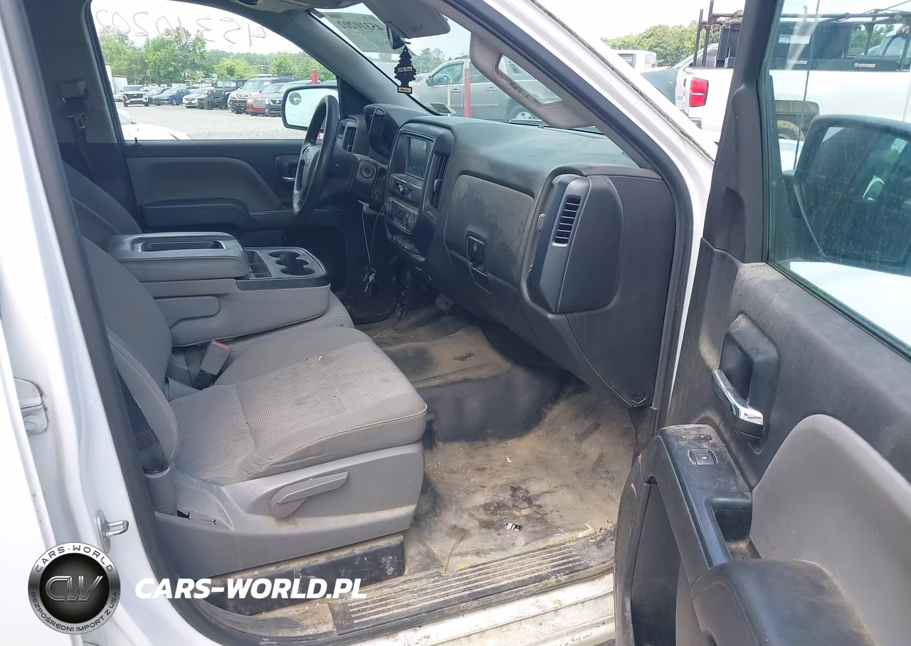 2018 Chevrolet Silverado 1500 Ls VIN:1GCRCNEC0JZ246610 - 5