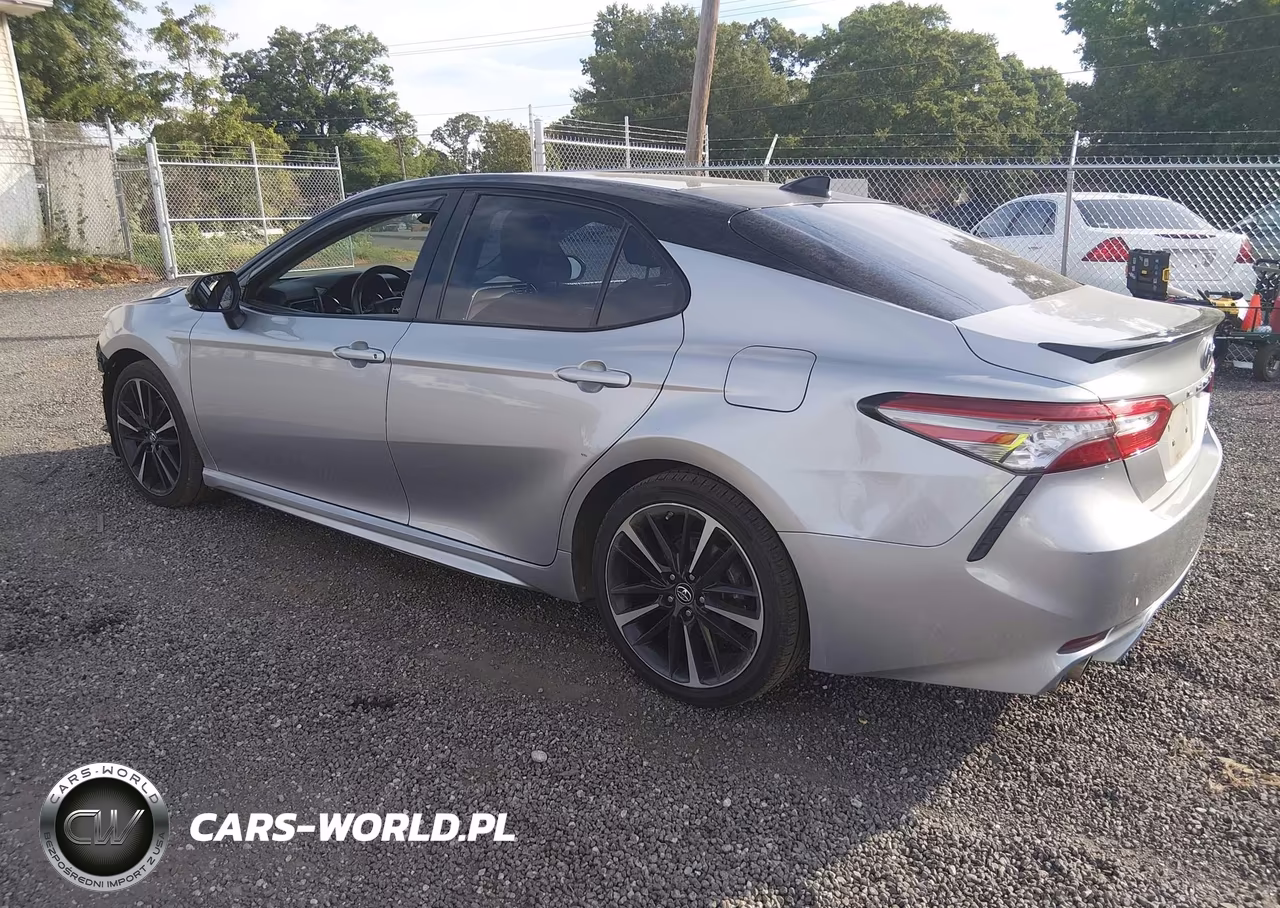 2019 Toyota Camry Xse VIN:4T1B61HK0KU192689 - 3