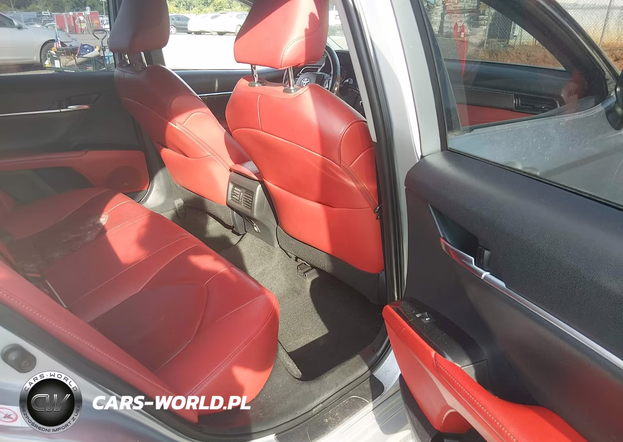 2019 Toyota Camry Xse VIN:4T1B61HK0KU192689 - 8