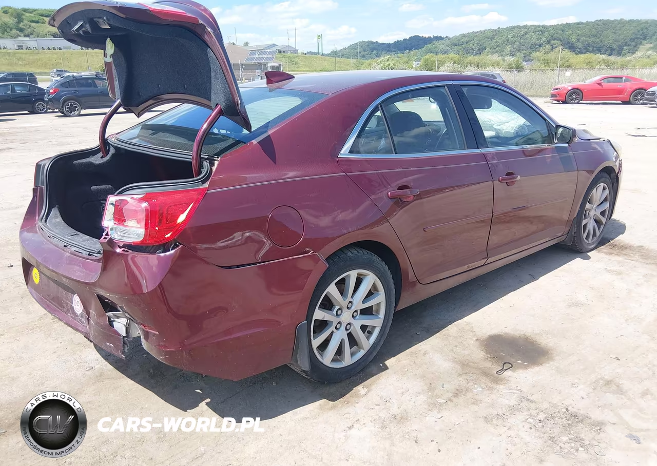 2015 Chevrolet Malibu 2Lt VIN:1G11D5SL6FF108862 - 4