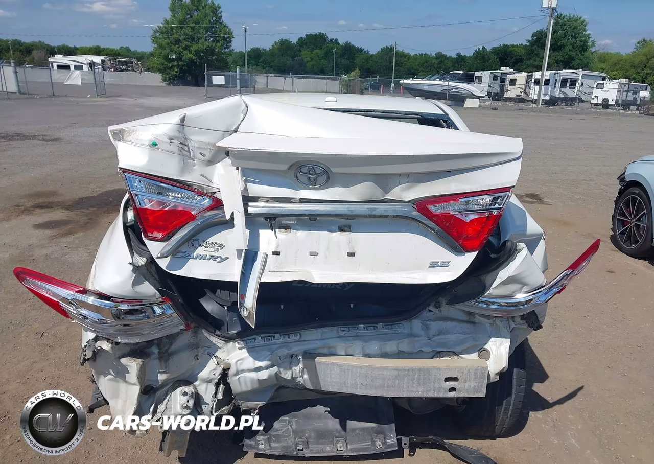 2017 Toyota Camry Se VIN:4T1BF1FKXHU436523 - 17