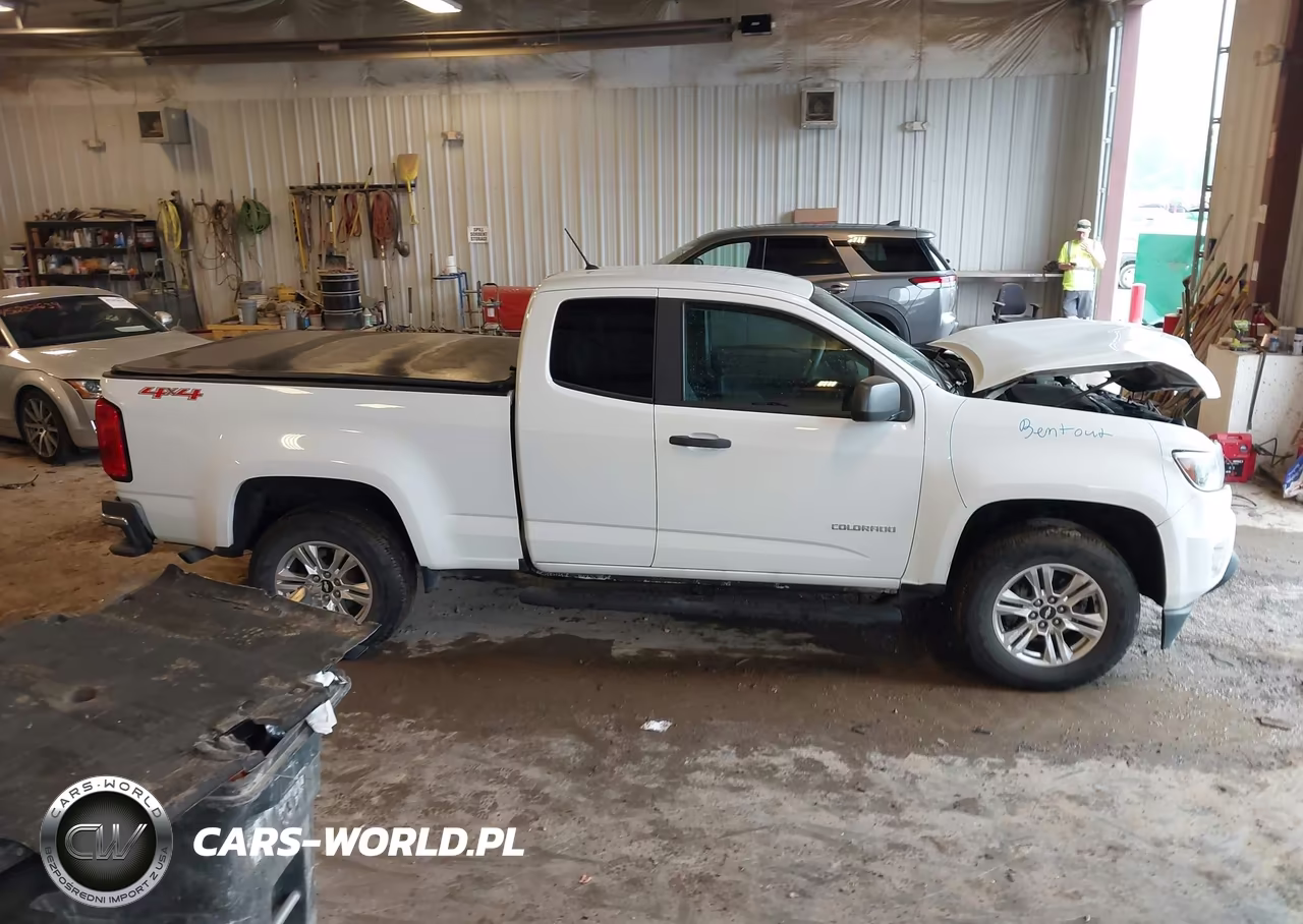 2018 Chevrolet Colorado Wt VIN:1GCHTBEN5J1171672 - 13