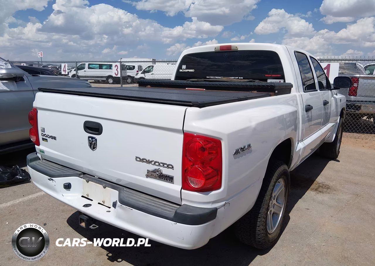 2011 Ram Dakota Bighorn-Lonestar VIN:1D7RW3GP4BS649811 - 4