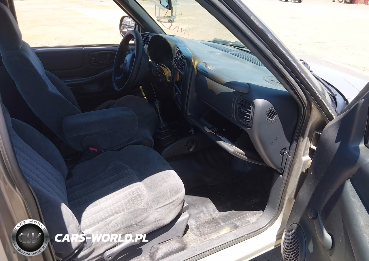 2002 Chevrolet S-10 VIN:1GCCS195028261841 - 5
