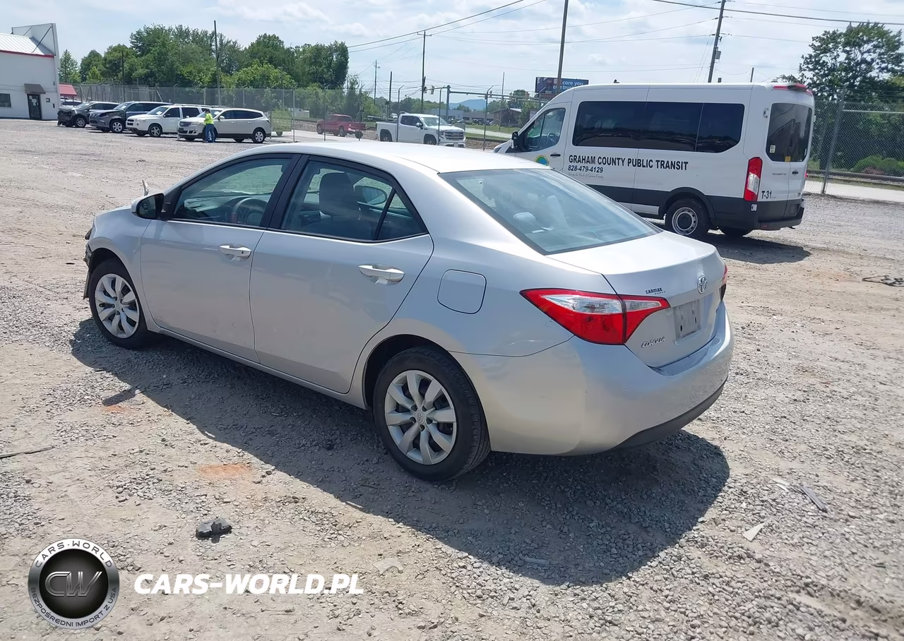 2015 Toyota Corolla Le VIN:2T1BURHE0FC446777 - 3