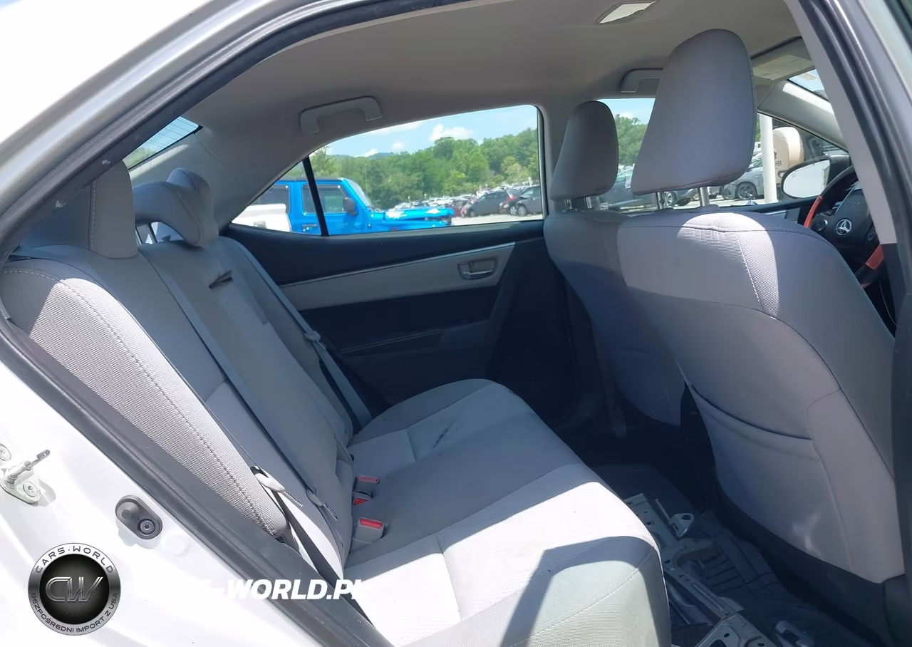 2015 Toyota Corolla Le VIN:2T1BURHE0FC446777 - 8