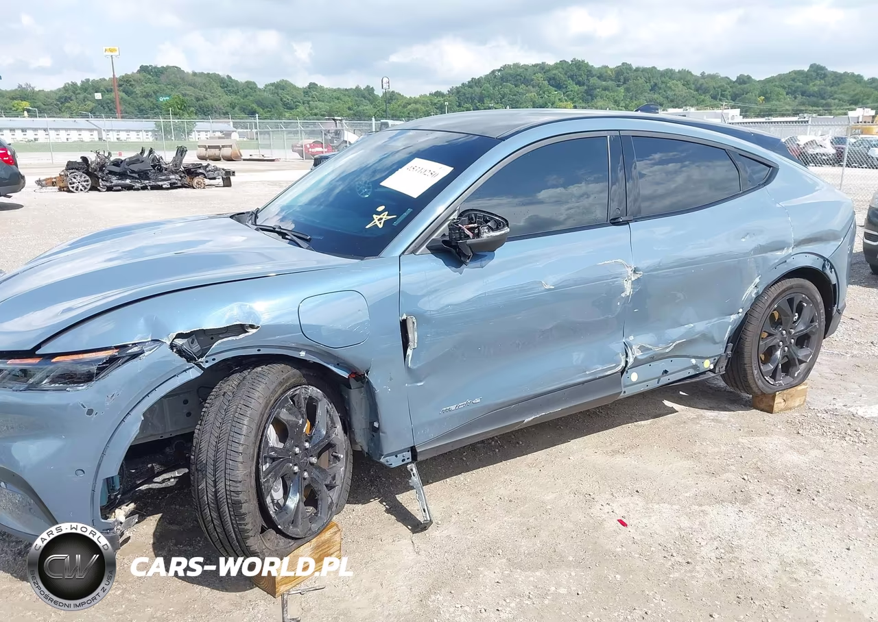 2024 Ford Mustang Mach-E Select VIN:3FMTK1R42RMA45319 - 6