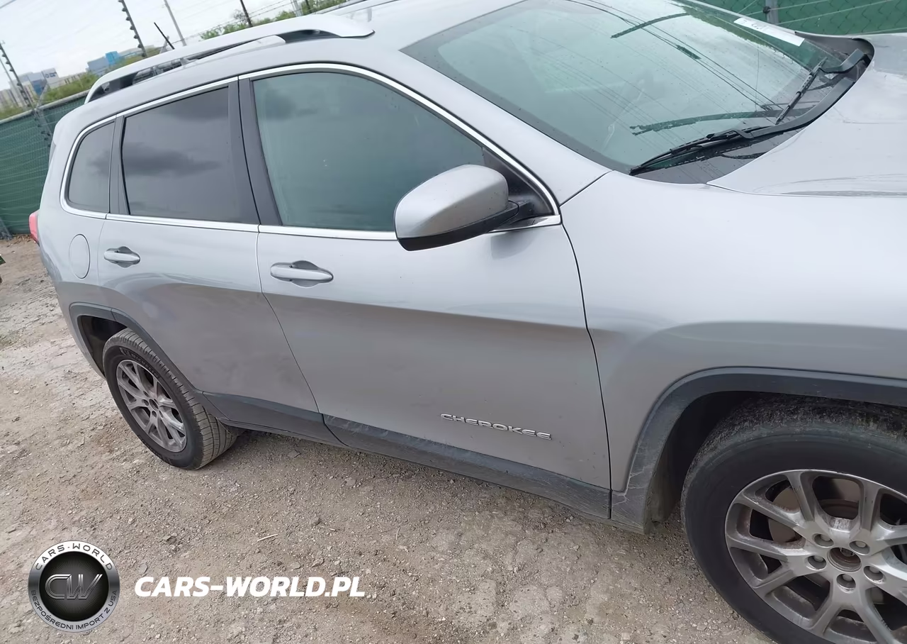 2017 Jeep Cherokee Latitude Fwd VIN:1C4PJLCB8HW641920 - 14