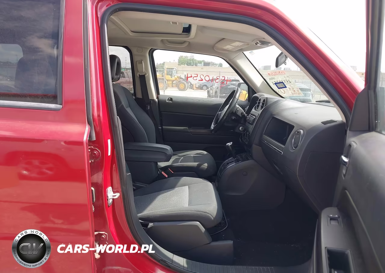 2009 Jeep Patriot Sport VIN:1J4FT28B09D103020 - 5
