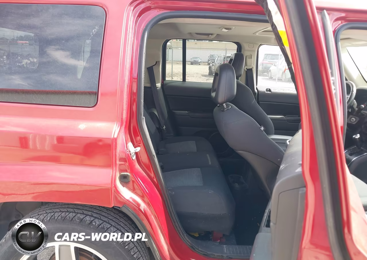 2009 Jeep Patriot Sport VIN:1J4FT28B09D103020 - 8